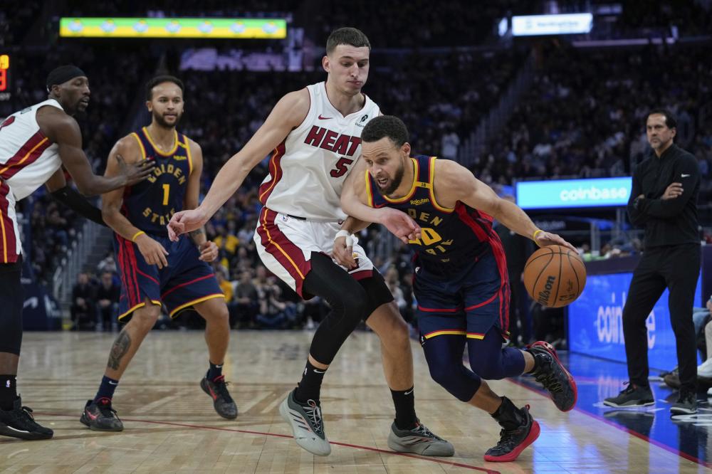 甲球员的成 甲球员的成