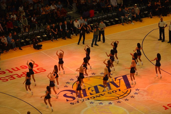 稳健的台内 稳健的台内