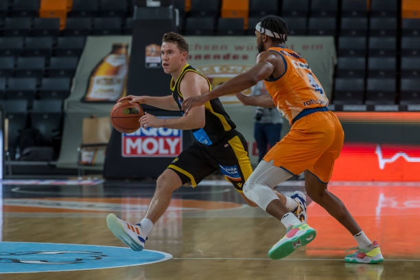 坦国家队的 坦国家队的