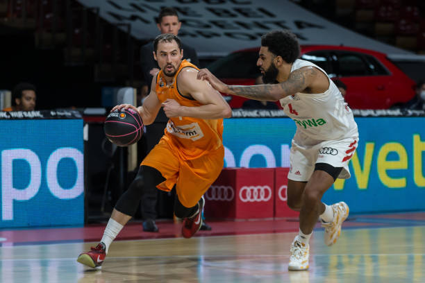 轻防守球员 轻防守球员