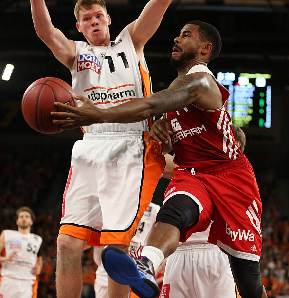 鲍尔南斯二 鲍尔南斯二